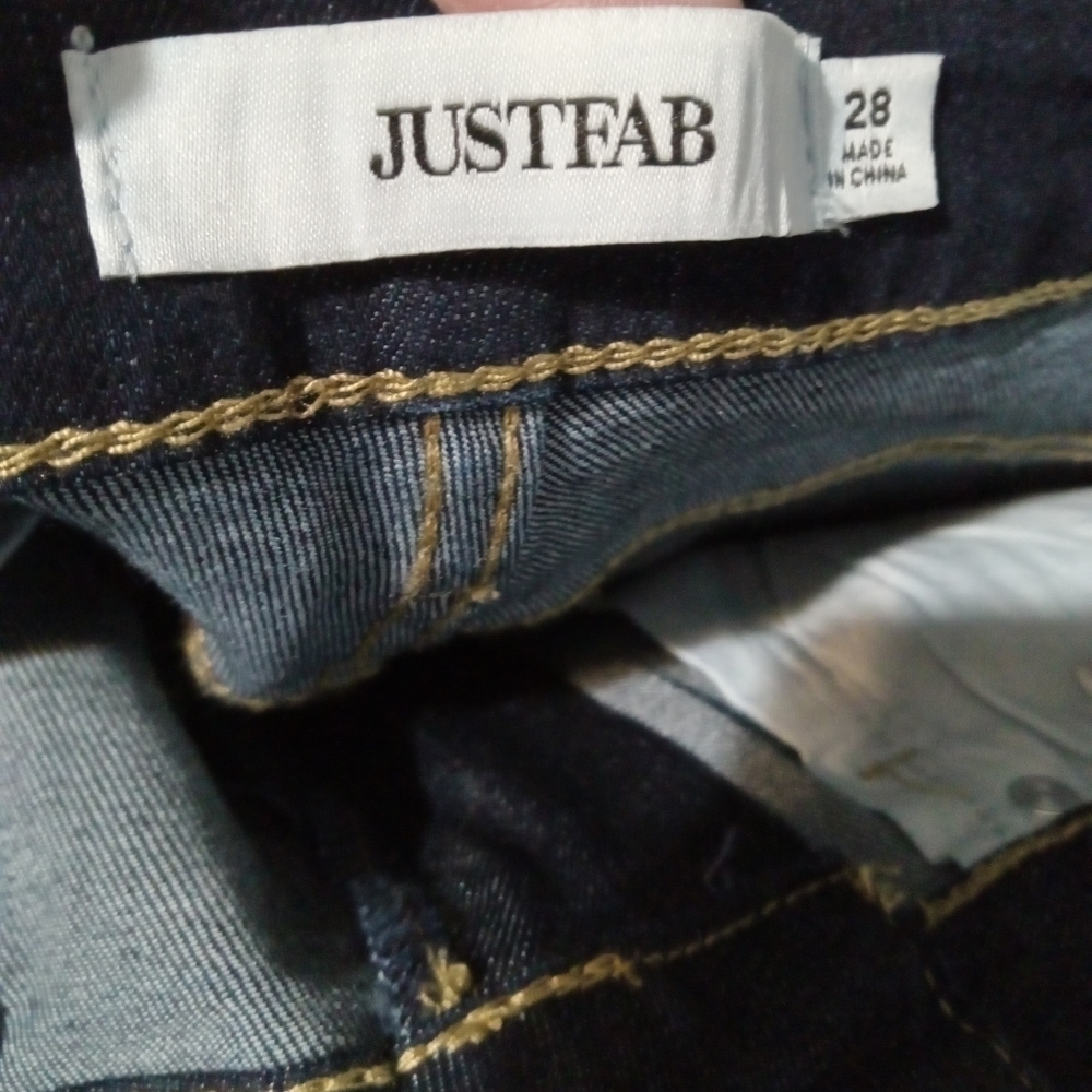 Justfab NWT ladies boot cut blue jeans. Size 28X32 - Picture 4 of 9